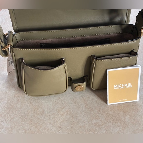 Michael Kors Sage Green Colby Handbag - Picture 5 of 6